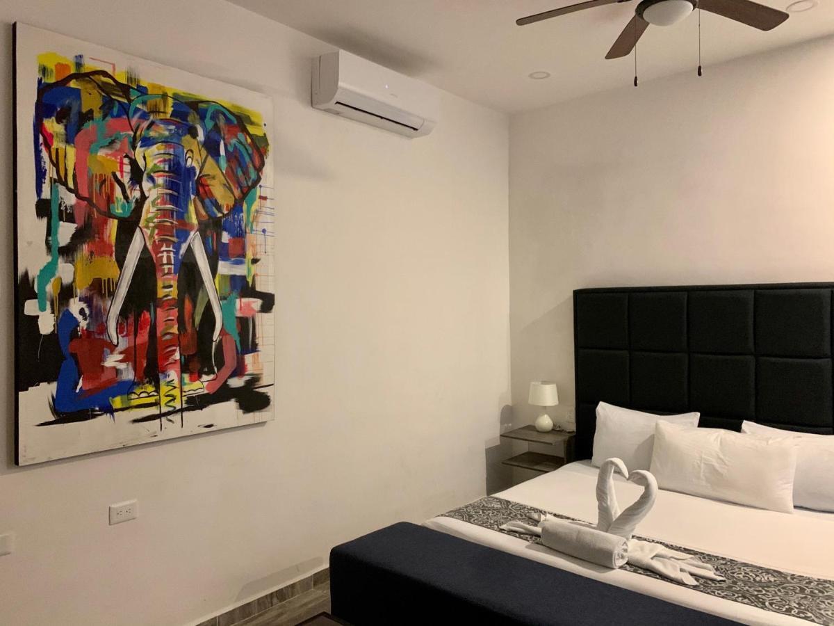 Silversands Hotel Boutique - 5Th Ave ปลายาเดลการ์เมน ภายนอก รูปภาพ